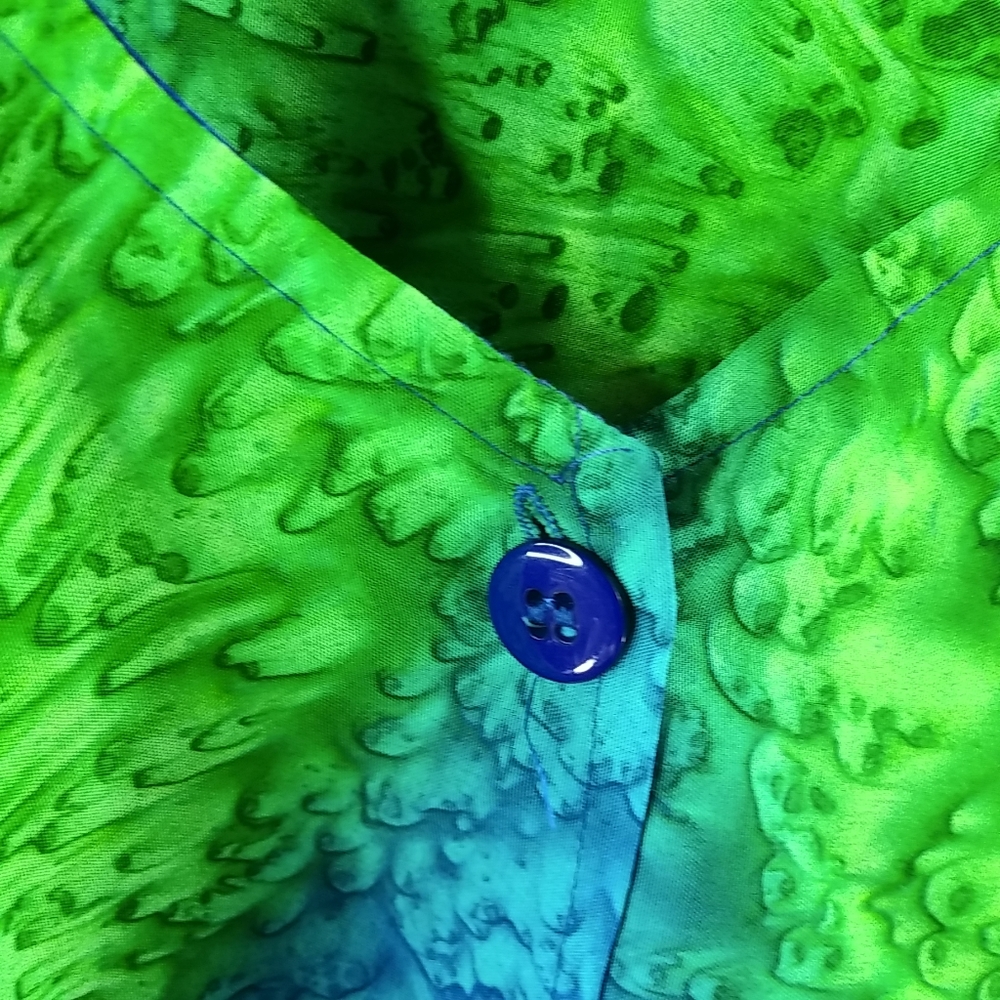 Rima Beachworld XL Ocean Ombre Sleeveless Crop Top Plus in Blue Green Purple - Picture 2 of 5